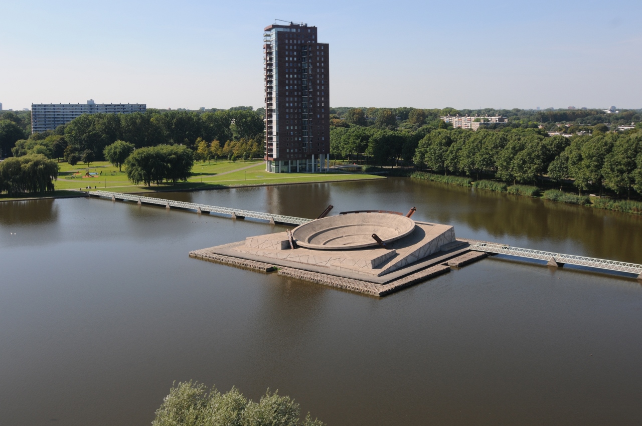 Monument Laagste punt van Nederland in Prinsenland